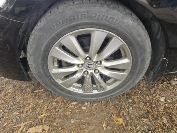 Honda Accord 2012 Black