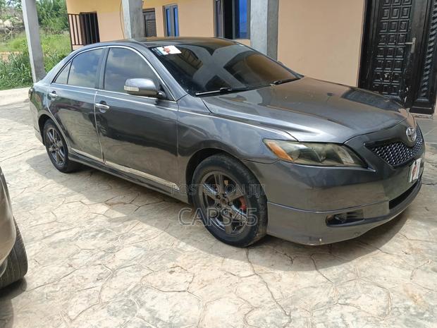 Toyota Camry 2007 Gray