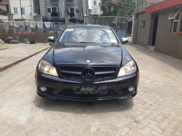 Mercedes-Benz C300 2009 Blue