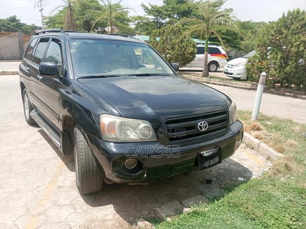 Toyota Highlander 2004 Black