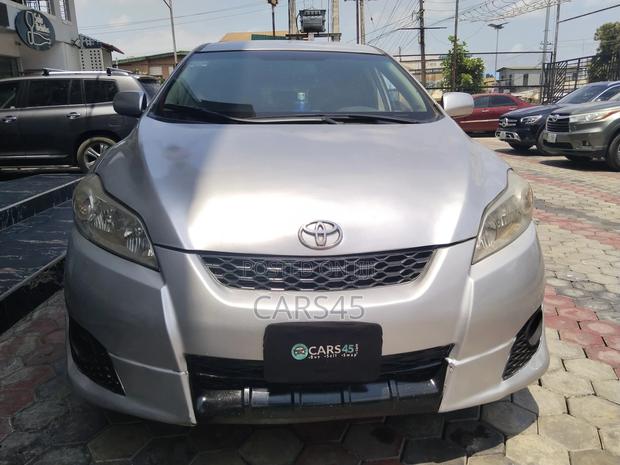 Toyota Matrix 2010 Silver