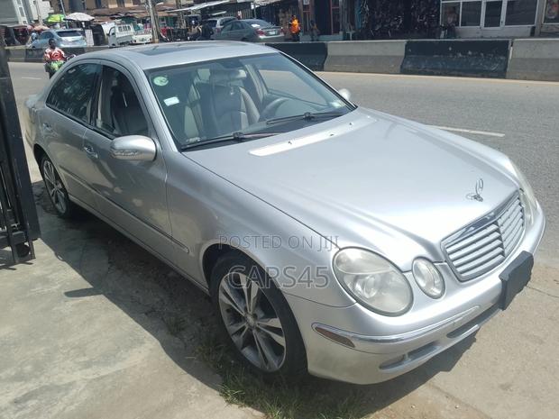 Mercedes-Benz E320 2005 Silver
