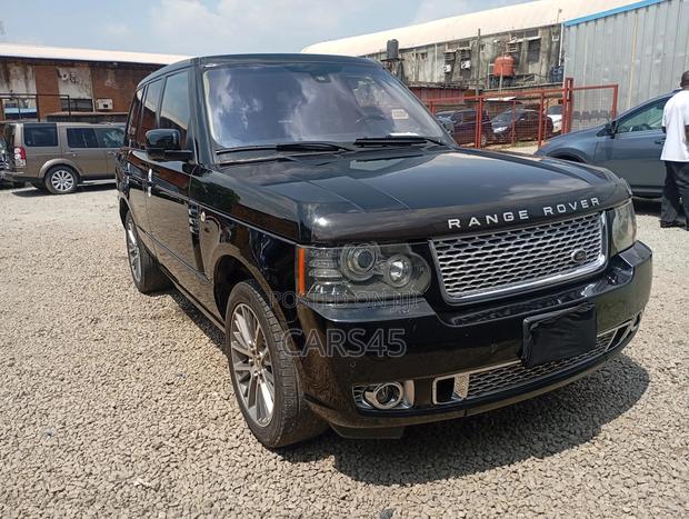 Land Rover Range Rover 2011 Black
