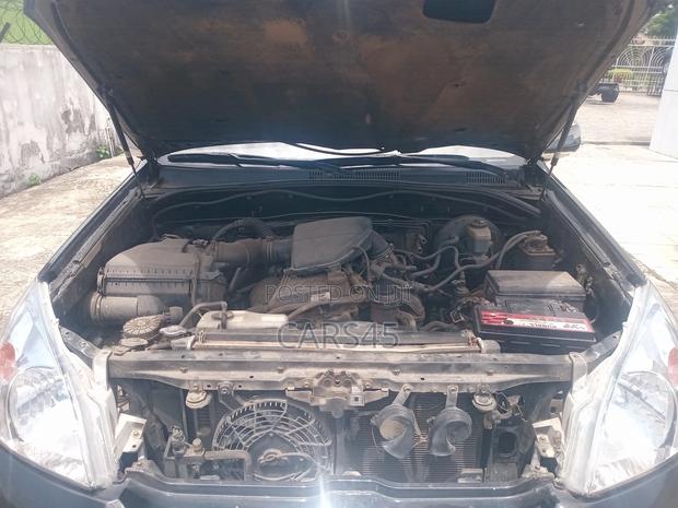 Toyota Land Cruiser Prado 2009 Black