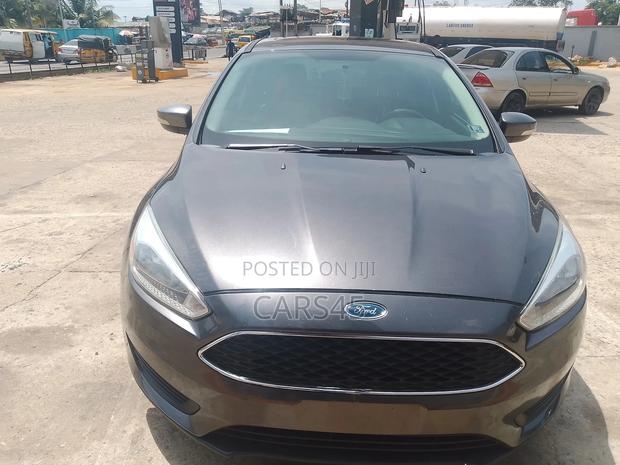 Ford Focus 2015 Gray
