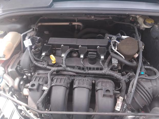 Ford Focus 2015 Gray