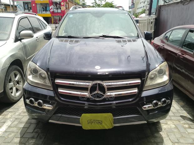 Mercedes-Benz GL-Class 2011 Blue