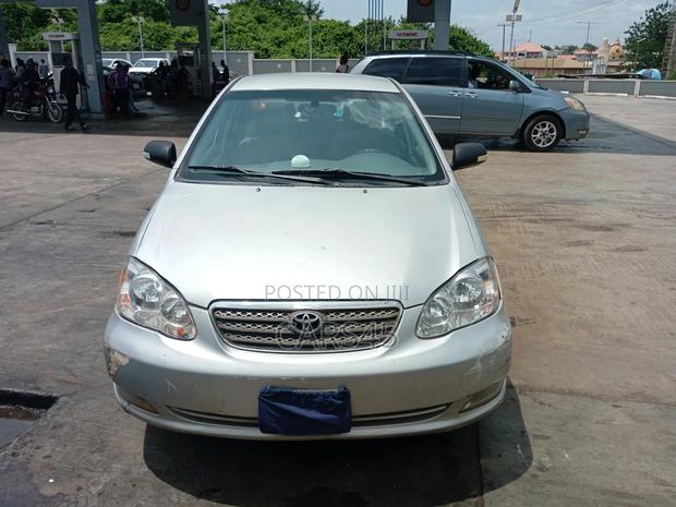 Toyota Corolla 2005 Silver