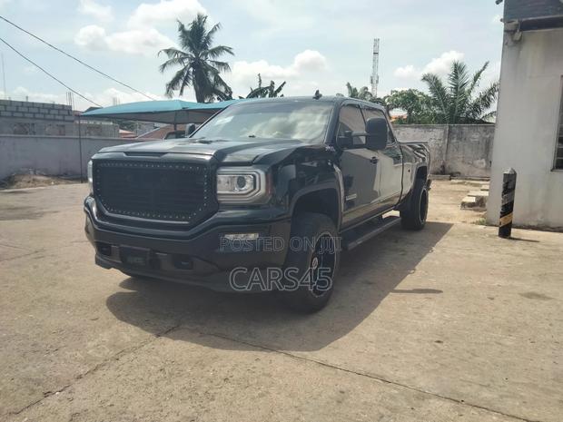 GMC Sierra 2018 Black