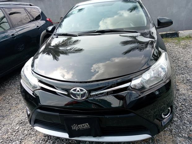 Toyota Yaris 2014 Black