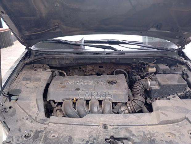 Toyota Avensis 2003 Gray