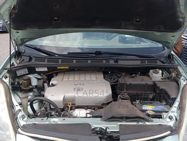 Toyota Sienna 2008 Green