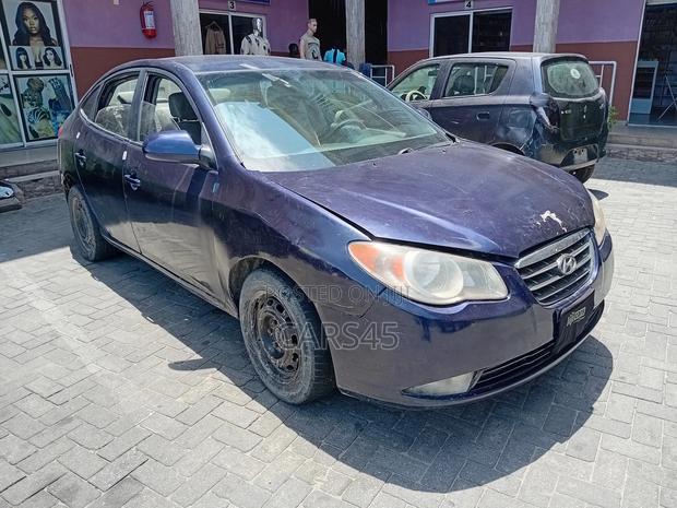 Hyundai Elantra 2009 Blue