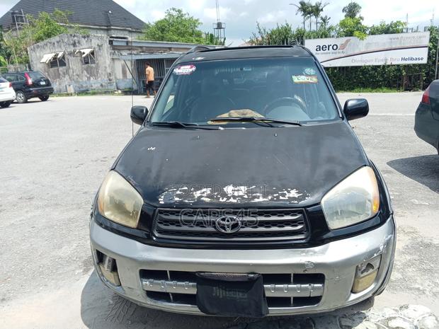 Toyota RAV4 Base AWD 2001 Black