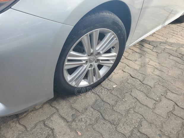 Lexus ES 350 FWD 2014 Silver
