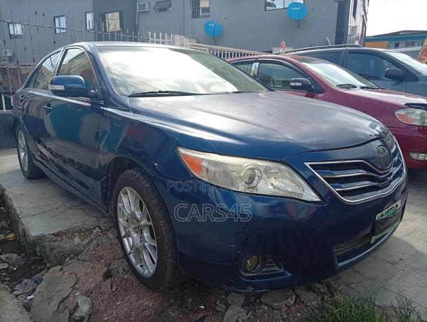 Toyota Camry 2007 Blue