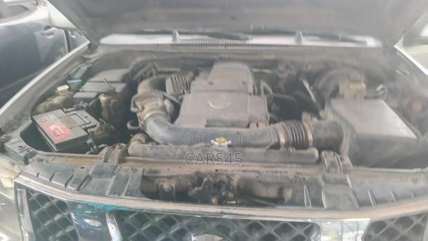 Nissan Pathfinder SE 2005 Silver