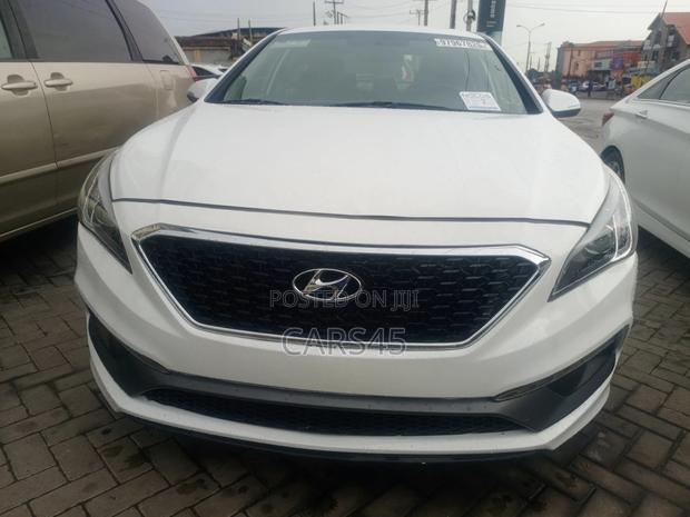 Hyundai Sonata 2015 White