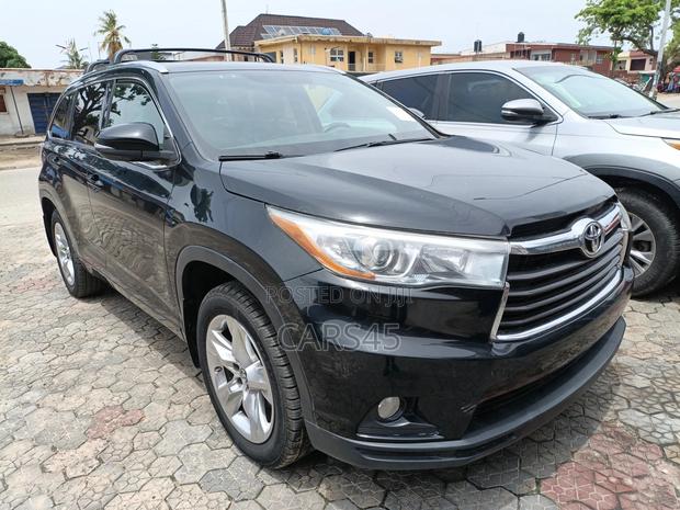 Toyota Highlander 2016 Black