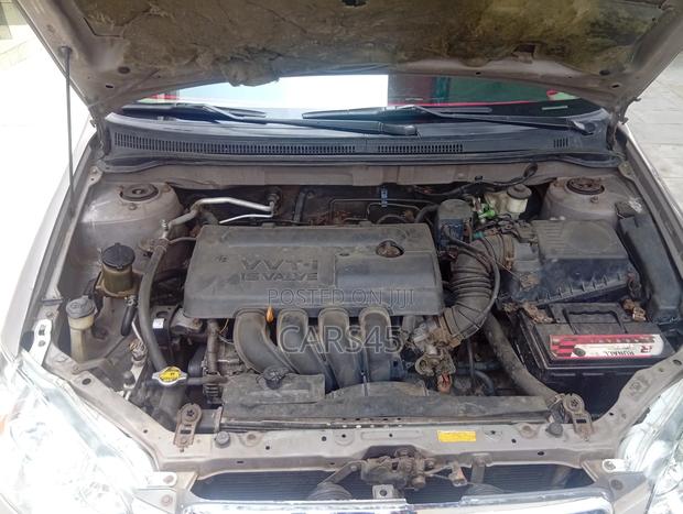Toyota Corolla 2003 Gold