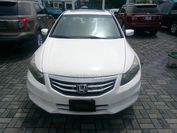 Honda Accord 2011 White