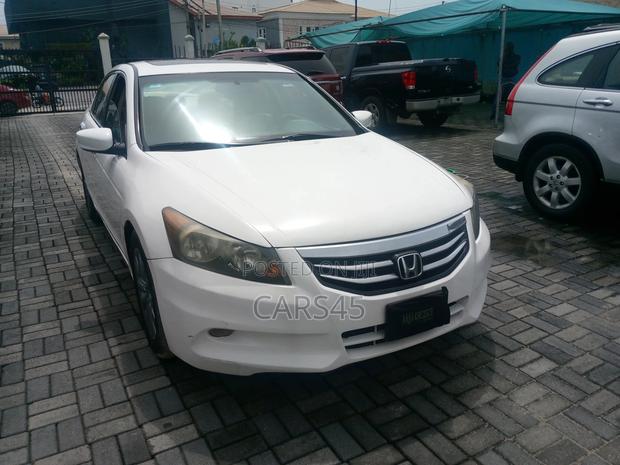 Honda Accord 2011 White