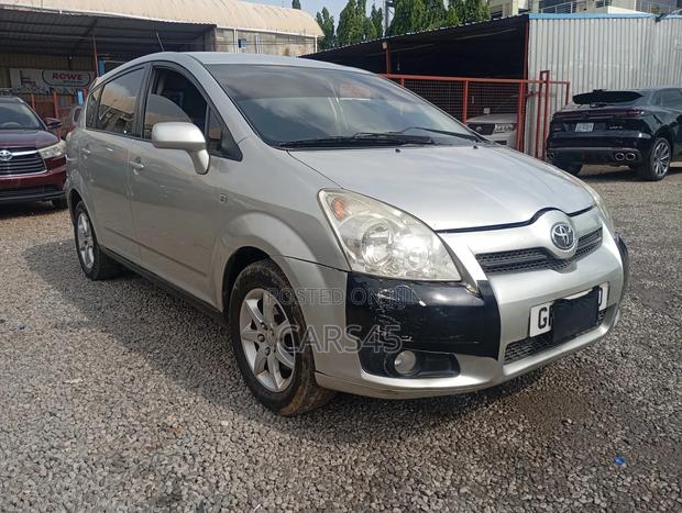 Toyota Corolla Verso 2007 Silver