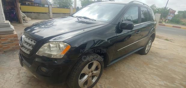 Mercedes-Benz M Class 2009 Black