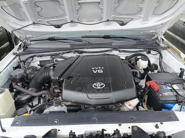 Toyota Tacoma 2014 White