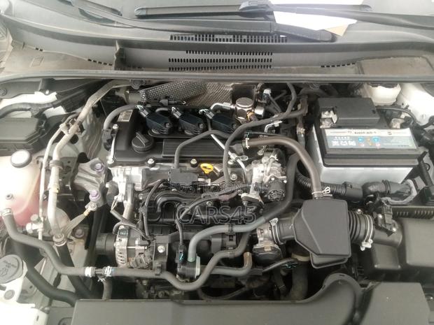 Toyota Corolla 2022 White