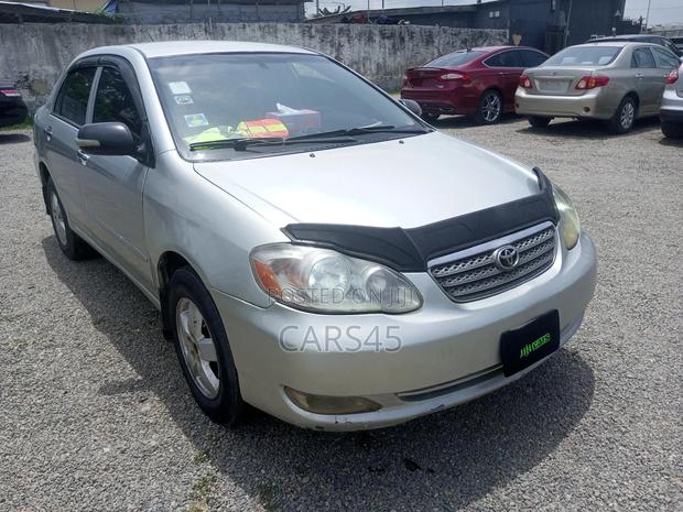 Toyota Corolla 2006 Silver