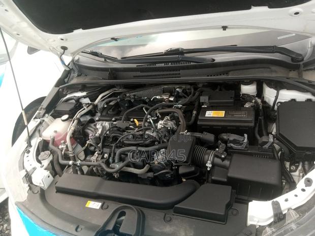 Toyota Corolla 2022 White