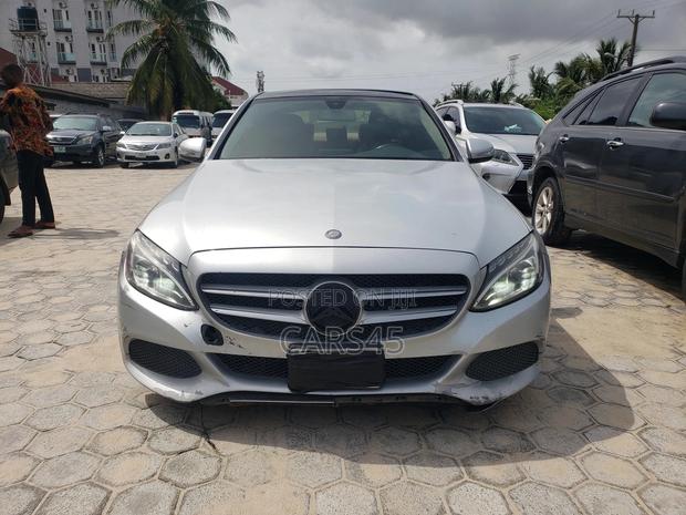 Mercedes-Benz C300 2015 Silver