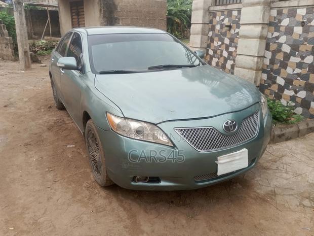 Toyota Camry 2009 Green