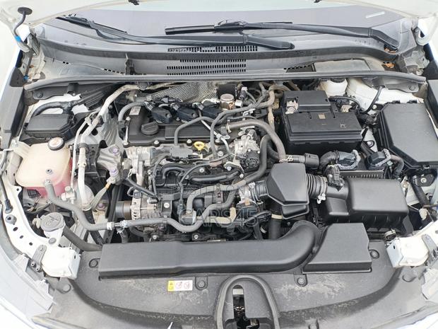 Toyota Corolla 2022 White