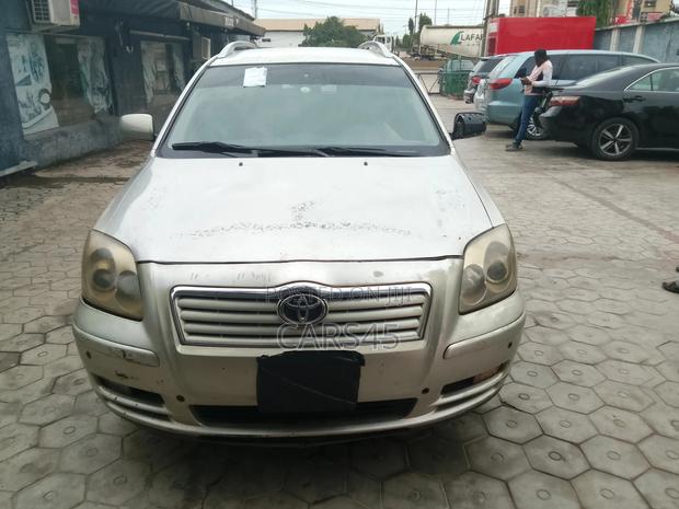Toyota Avensis 2007 Silver