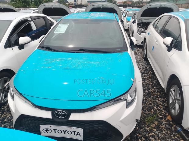 Toyota Corolla 2022 White