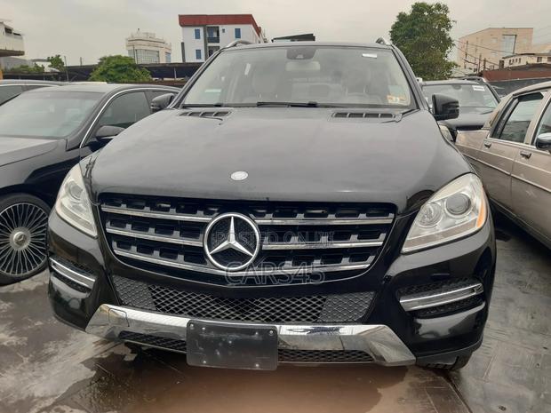 Mercedes-Benz M Class 2015 Black