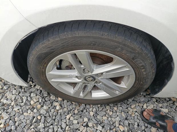 Toyota Corolla 2021 White
