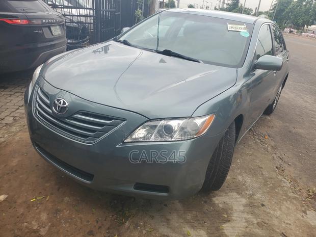 Toyota Camry LE 4dr Sedan (2.4L 4cyl 5A) 2009 Green