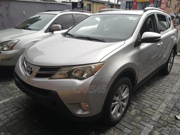 Toyota RAV4 2014 Silver