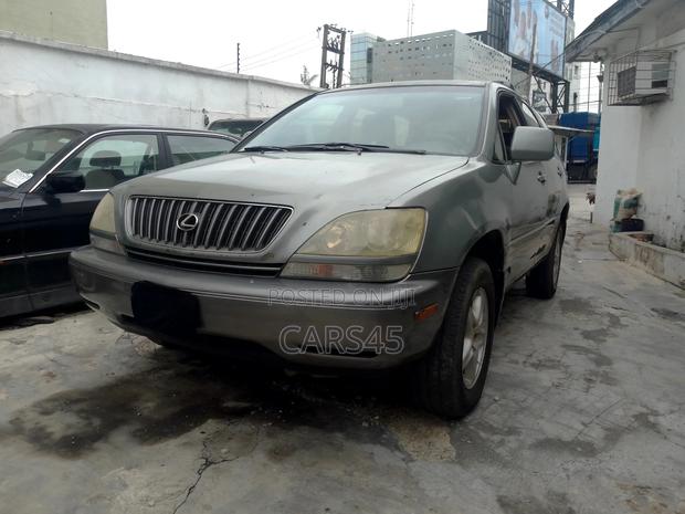 Lexus RX 2000 Gray