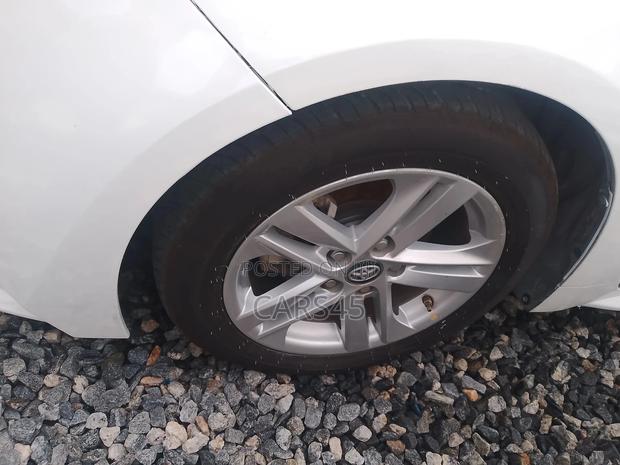 Toyota Corolla 2021 White