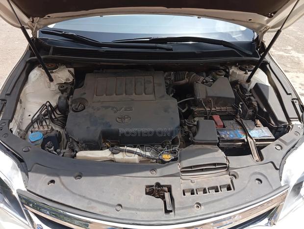 Toyota Avalon 2013 White