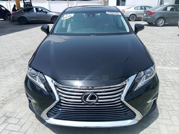 Lexus ES 2016 Black