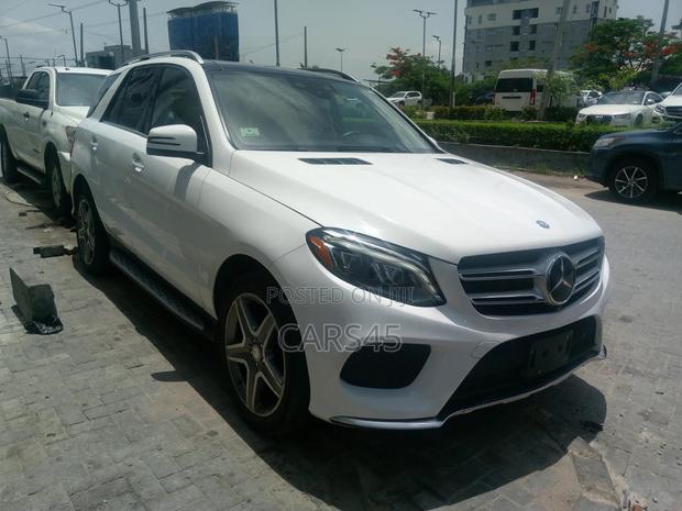Mercedes-Benz GLE-Class 2016 White
