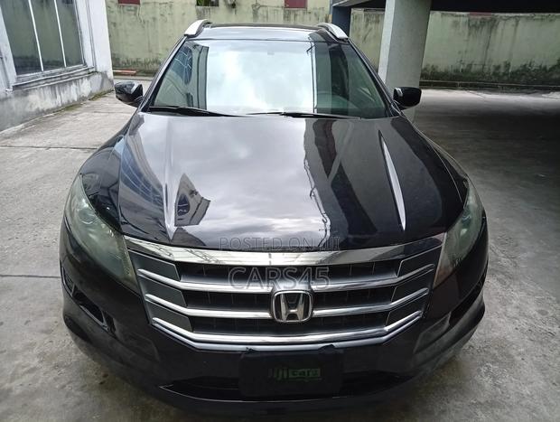 Honda Crosstour 2011 Black