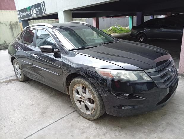 Honda Crosstour 2011 Black