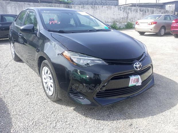 Toyota Corolla 2017 Black