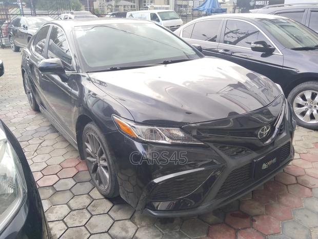 Toyota Camry 2022 Black